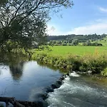 Ma - Idyllisch & Modern 2-4 P Ruderatshofen